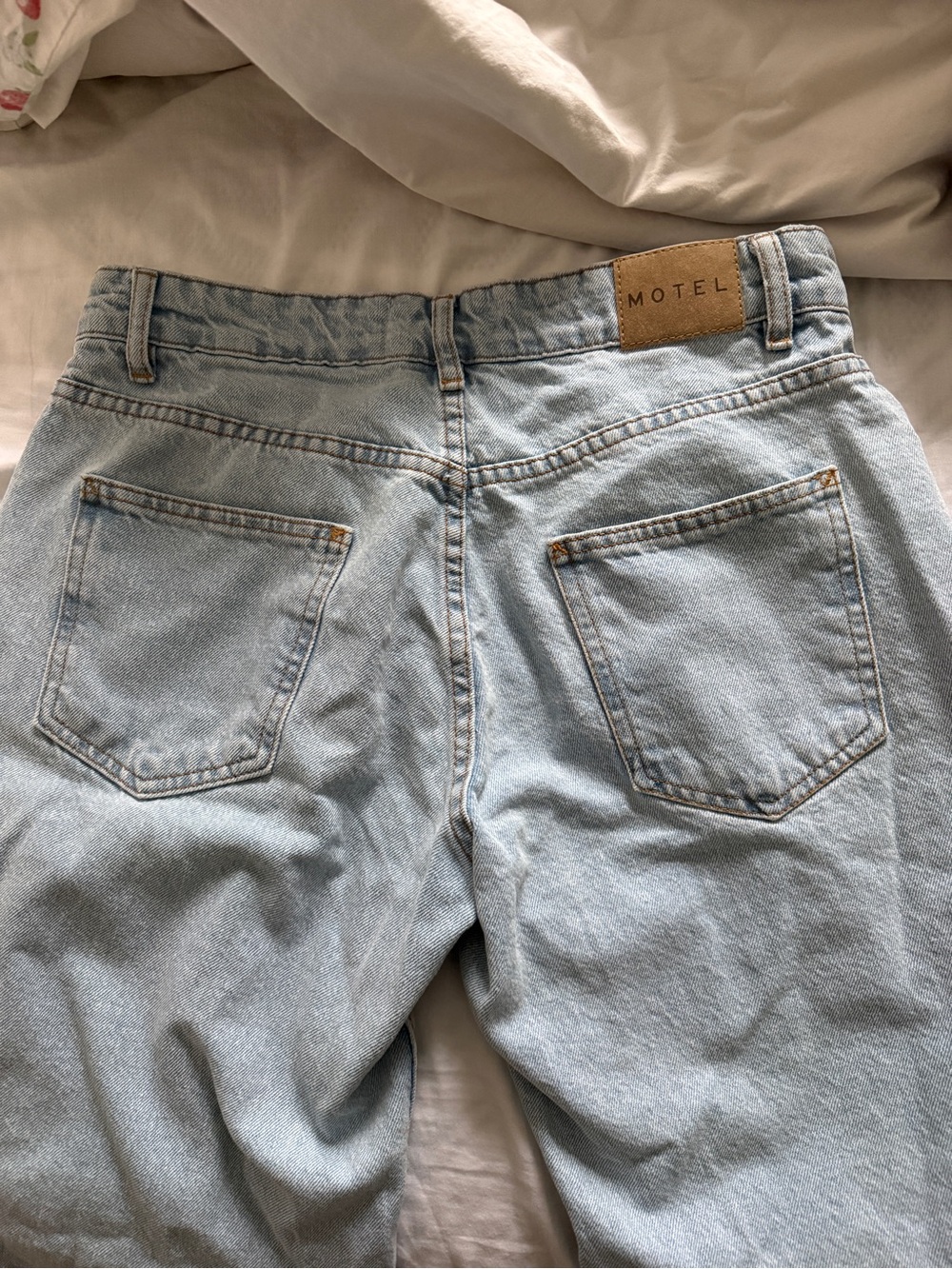 Motel Rocks Roomy Extra Wide Low rise jeans - Picture 3 of 4